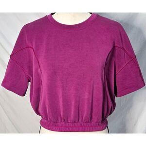 Lululemon Softstreme Cropped Short Sleeve Sweatshirt Purple Magenta Workout